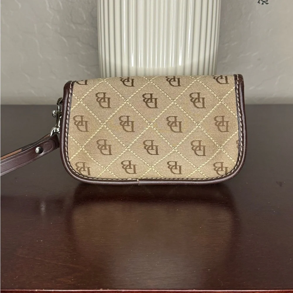DOONEY & BOURKE Canvas & Leather Wristlet, EUC